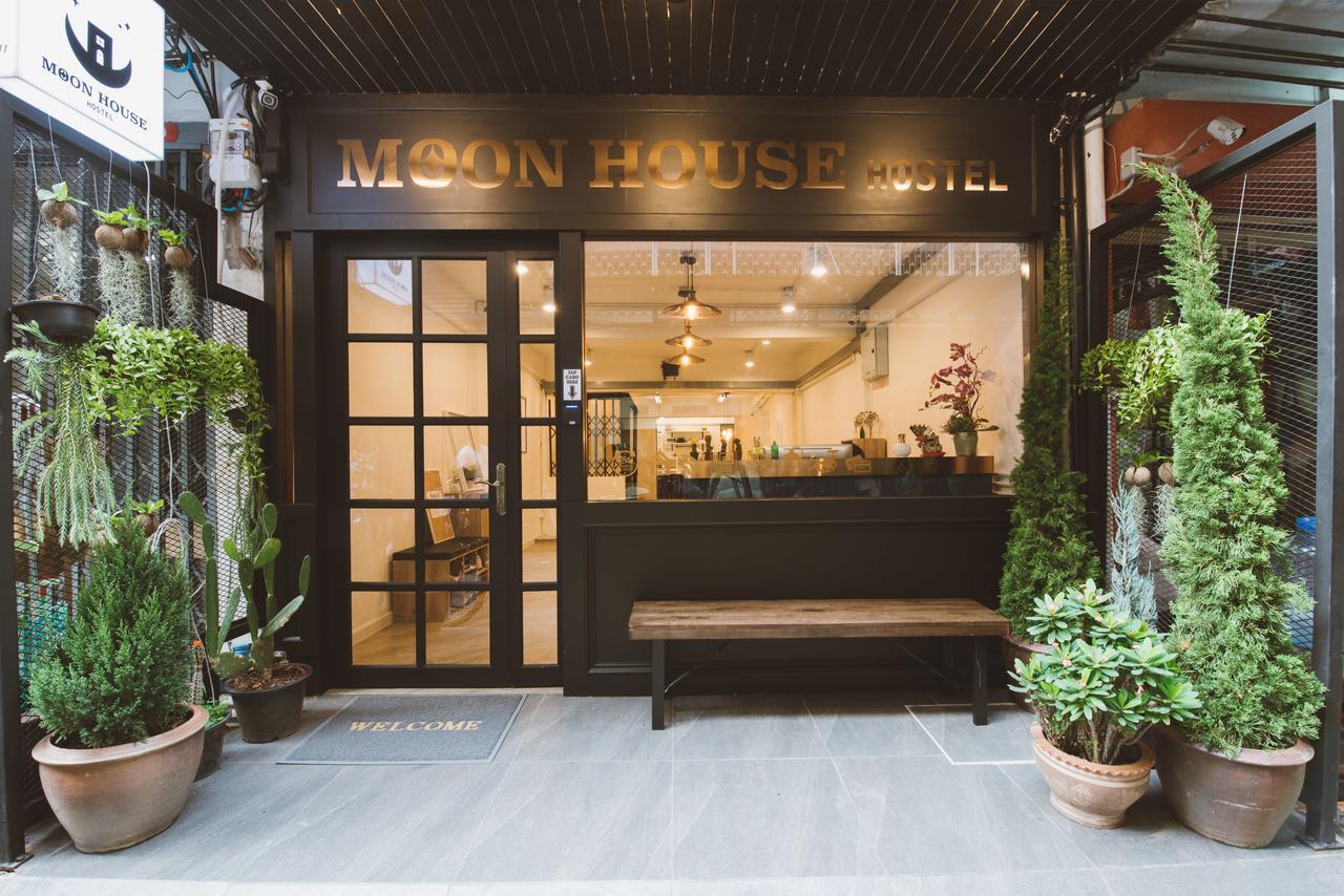 Moon House Hostel Bangkok Ngoại thất bức ảnh