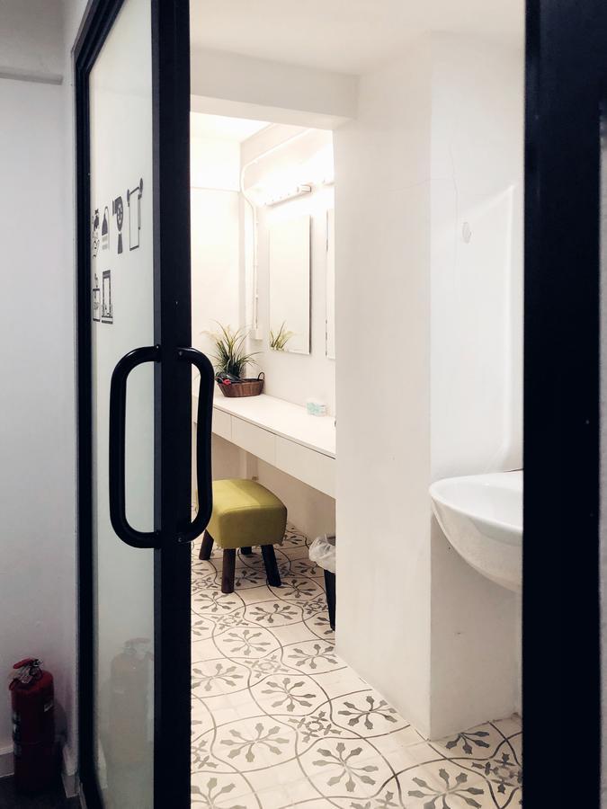 Moon House Hostel Bangkok Ngoại thất bức ảnh